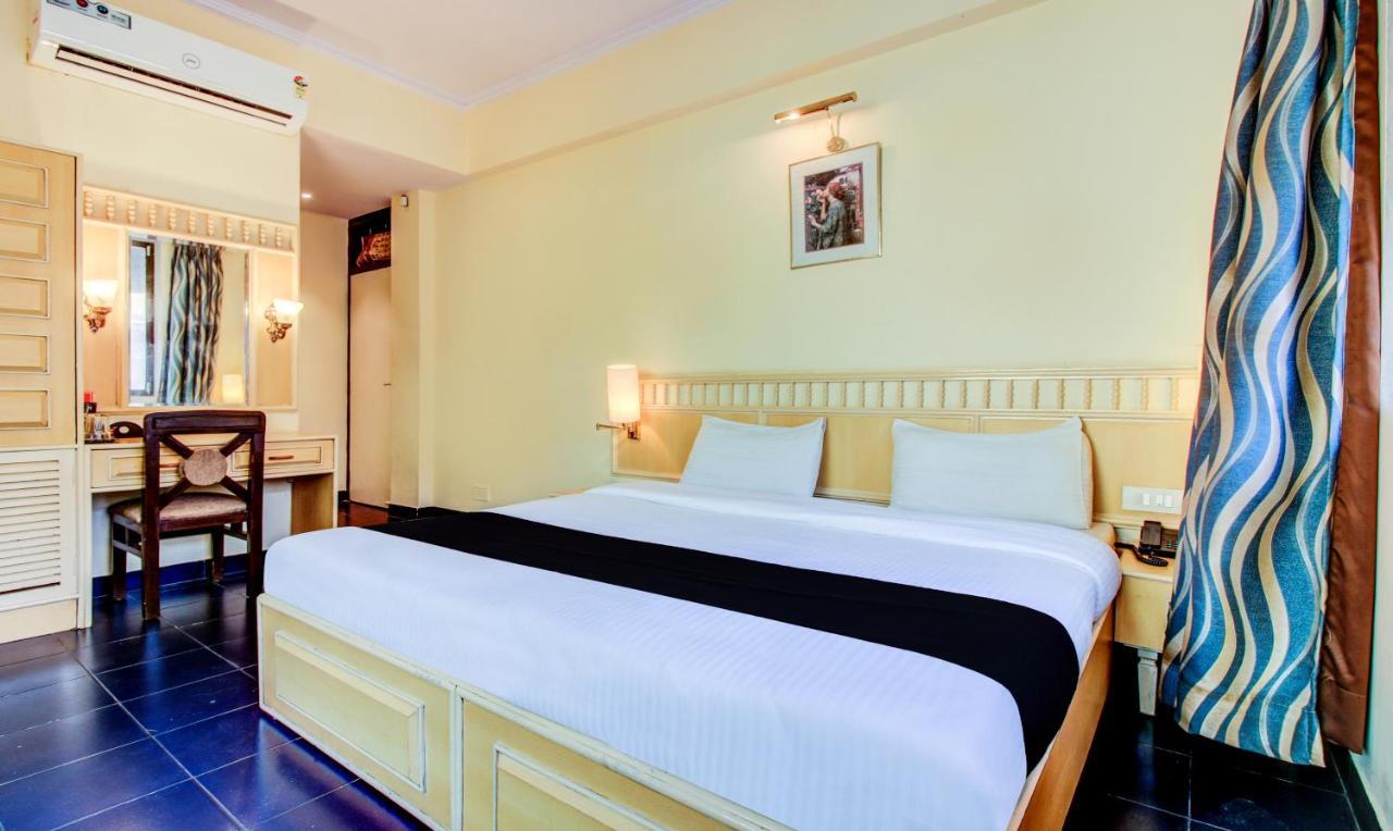 Hotel Kadamb Residency Mumbai Bagian luar foto